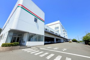 倉庫外観（ロゴ消し）